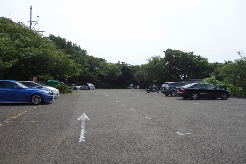 披露山公園の駐車場の写真