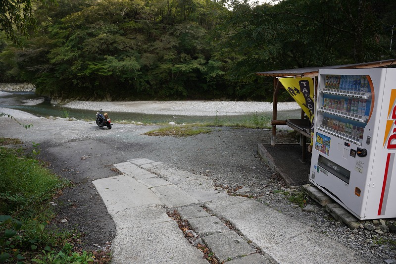 西丹沢の大滝キャンプ場へ：キャンプサイトへ