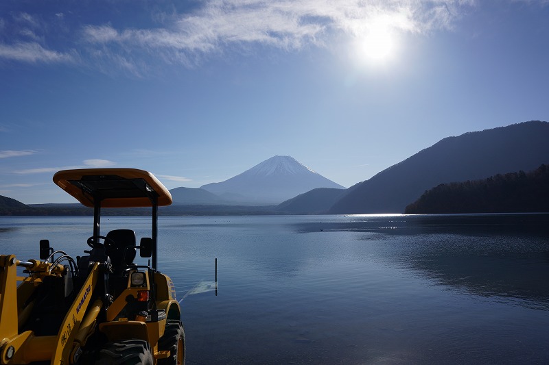 入って一真っすぐいったところからの富士山