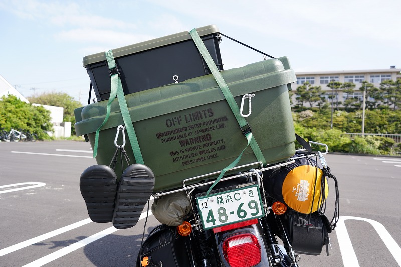 バイクへのキャンプ道具積載状況