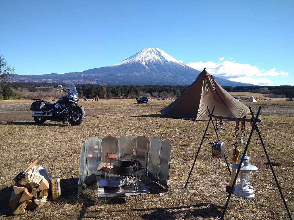 ふもとっぱらキャンプ場へ:ツーリングキャンプ写真