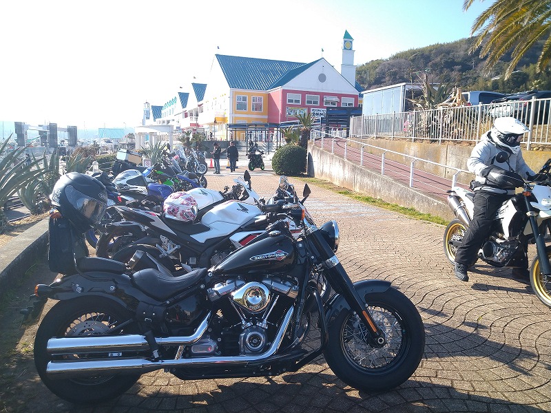 道の駅 伊東マリンタウンにて